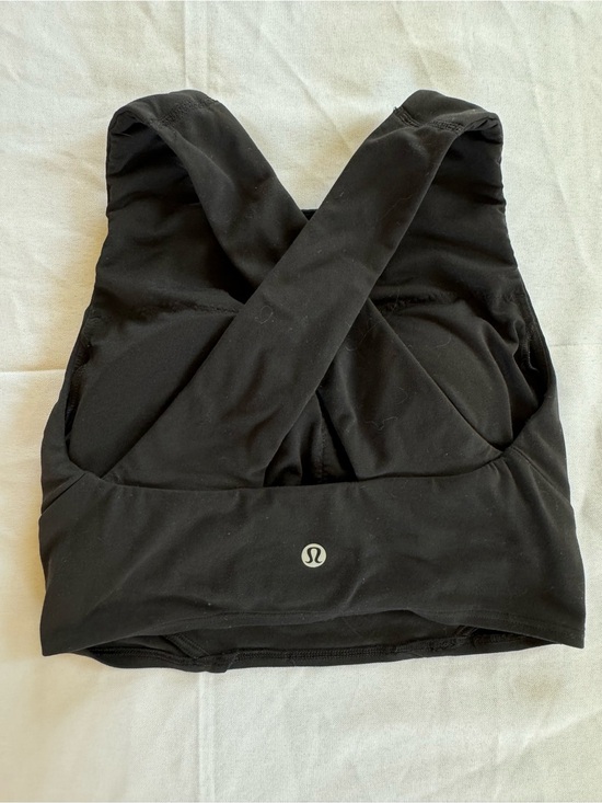 lululemon athletica Other - Lululemon Women's SIZE 4 Black Forward Fold Bra (Light Support, C/D Cups)